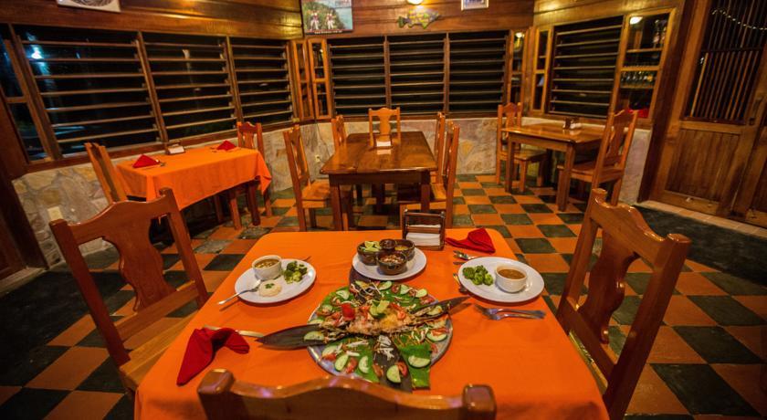 ホテル Costa De Cocos スカラク 部屋 写真